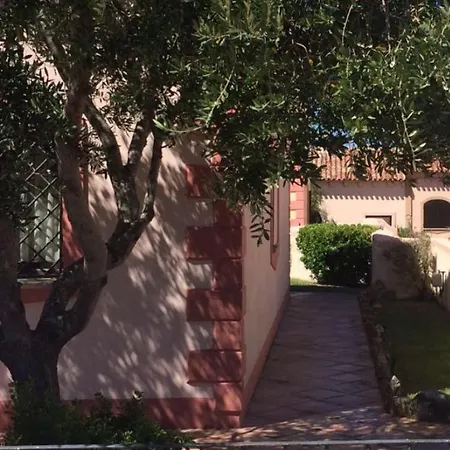 Villa Borgo Orso -palau R3303 *